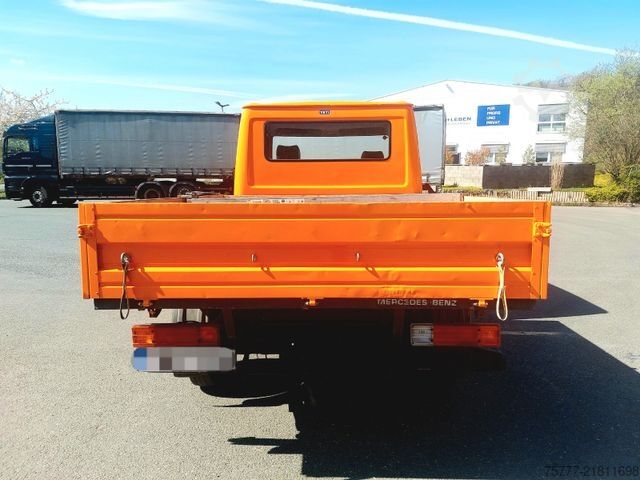 Other MERCEDES-BENZ Vario 208D Doka Pritsche - Restauriert