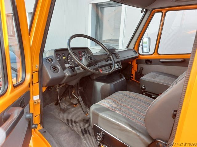Other MERCEDES-BENZ Vario 208D Doka Pritsche - Restauriert