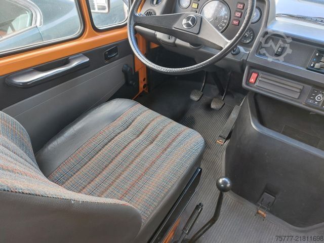 Other MERCEDES-BENZ Vario 208D Doka Pritsche - Restauriert