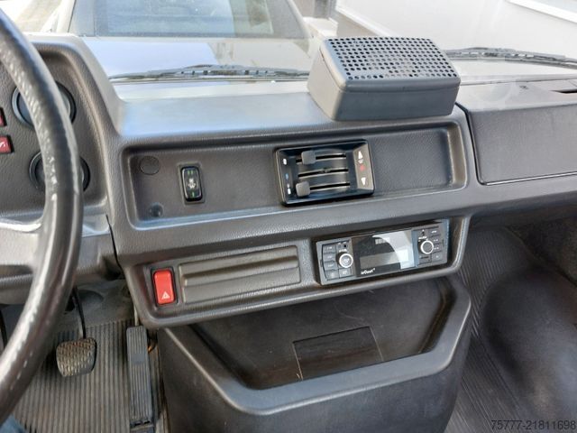 Other MERCEDES-BENZ Vario 208D Doka Pritsche - Restauriert