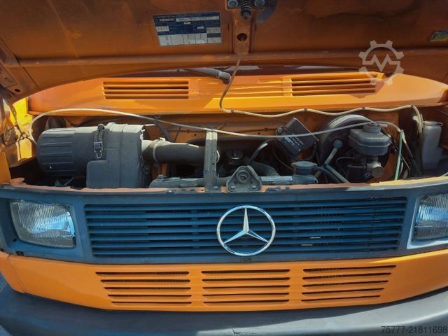 Other MERCEDES-BENZ Vario 208D Doka Pritsche - Restauriert