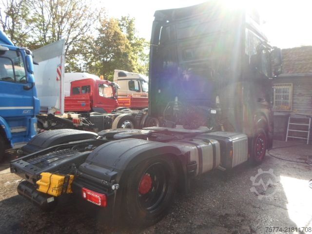 Volume tractor unit MERCEDES-BENZ 1848 LS/ Low Deck