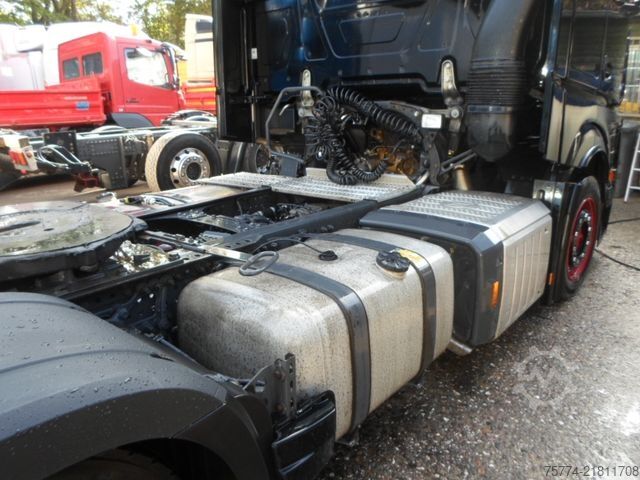 Volume tractor unit MERCEDES-BENZ 1848 LS/ Low Deck