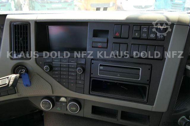 Flatbed truck with tarp VOLVO FM 330 Pritsche Plane Edscha XL-Tank LBW Euro 6