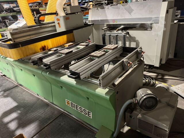 Machining center BIESSE ROVER 20