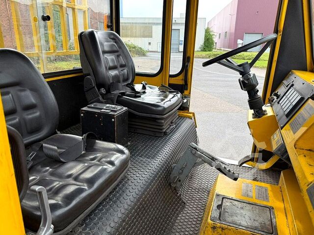 Industrial tractor MAFI MTD55 4x4