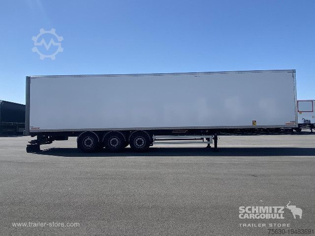 Box semitrailer Fruehauf Semitrailer Dryfreight Standard Porte relevante