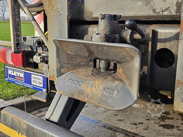 Loading platform MERCEDES-BENZ AROCS 2642