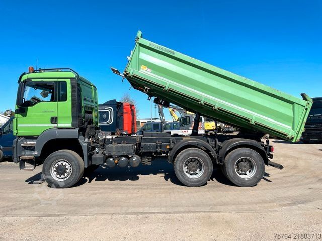 Three-sided tipper truck MAN TGS 26.460 / Meiller Stahl 3-Seitenkipper/6x6/AP
