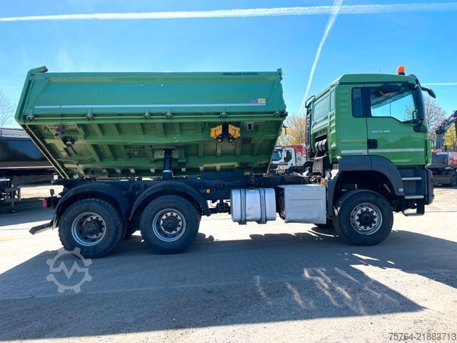 Three-sided tipper truck MAN TGS 26.460 / Meiller Stahl 3-Seitenkipper/6x6/AP