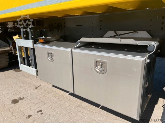 Tipper semitrailer KEMPF ca. 53m³ Kippauflieger / Kombitür /Palettenbreit