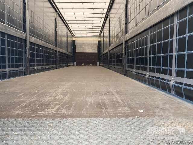 Open semitrailer with tarp Schmitz Cargobull Semitrailer Curtainsider Standard