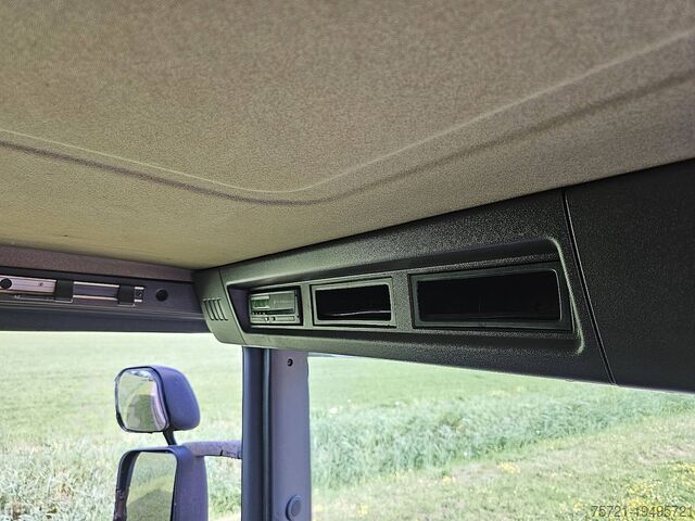 Koffer SCANIA P270 LIFT HARD WOOD FLOOR