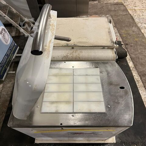 Divider with automatic discharge conveyor VITELLA VITELLA FHS 600