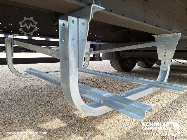 Open semitrailer with tarp Schmitz Cargobull Curtainsider Mega