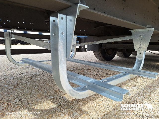 Open semitrailer with tarp Schmitz Cargobull Curtainsider Mega