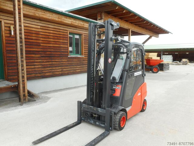 Dieselstapler Frontstapler Gabelstapler Linde H20D-01 Triplex 5,47m