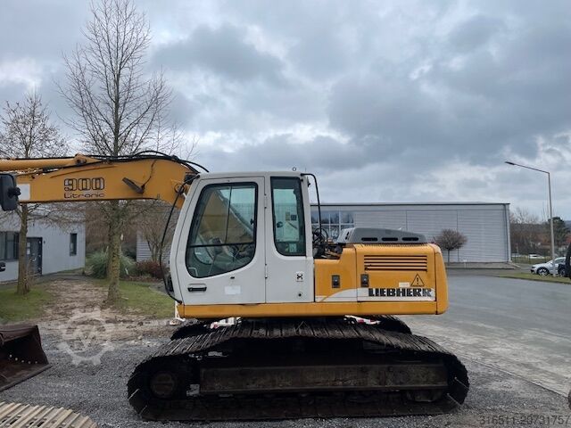 Kettenbagger Liebherr R900C Litronic