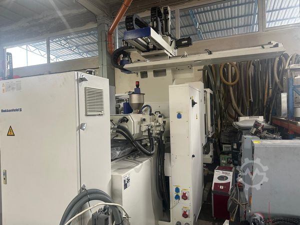 Injection molding machine Battenfeld HM 100/525