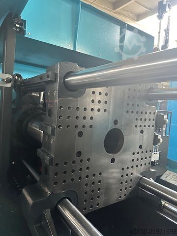 Injection molding machine Sumitomo Demag Systec 100/420-310