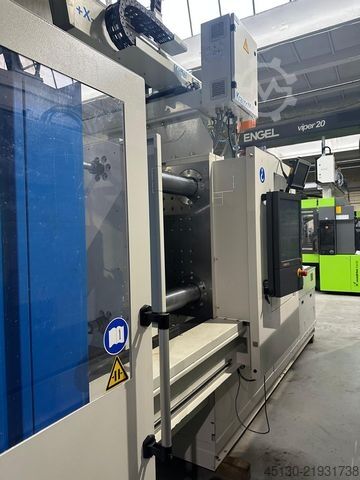 Injection molding machine Krauss Maffei KM 200-1400 CX