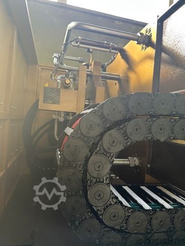 Injection molding machine Krauss Maffei KM 250-2000 CX Blue Power