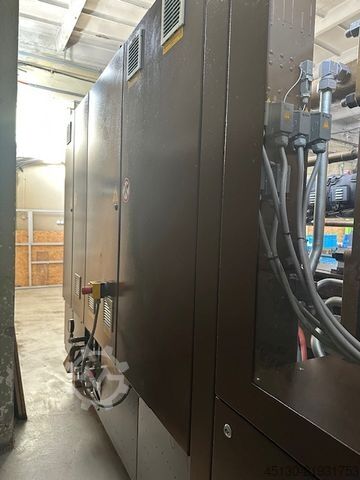 Injection molding machine Krauss Maffei KM 250-2000 CX Blue Power