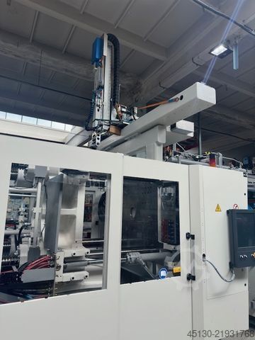 Injection molding machine Krauss Maffei KM 250-2000 CX Blue Power