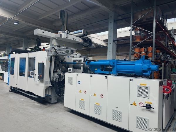 Injection molding machine Krauss Maffei KM 250-2000 CX Blue Power