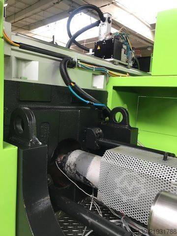 Injection molding machine Engel Victory 330/110 Tech