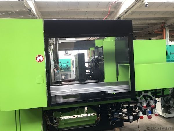 Injection molding machine Engel Victory 330/110 Tech