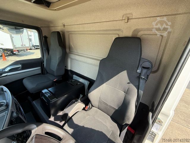 Transporter mit Koffer MAN TGL 8.190 Koffer 6,50 m LBW 1,5 T*Diff-Sperre HA