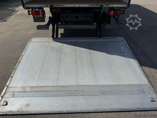 Transporter mit Koffer MAN TGL 8.190 Koffer 6,50 m LBW 1,5 T*Diff-Sperre HA