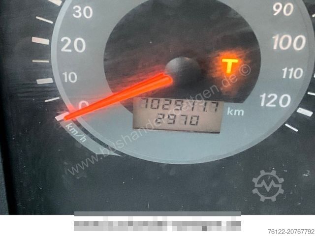 Articulated bus MERCEDES-BENZ Conecto G/Klima/Euro6/O 530 G/A23/A40