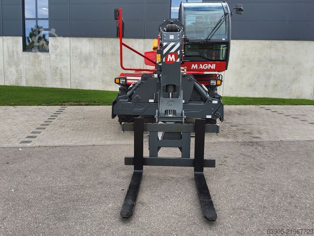 Rotating forklift Magni RTH 6.26