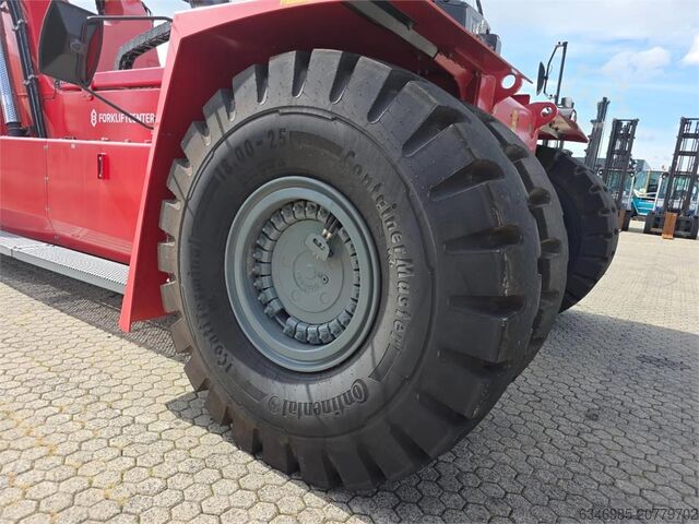 Reachstacker Kalmar DRG450-65S5