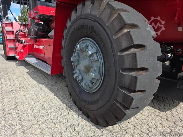 Reachstacker Kalmar DRG450-65S5