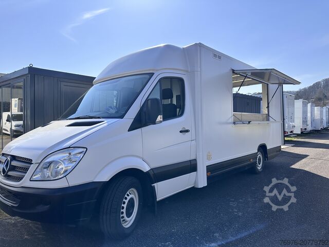 Verkaufswagen, Food Truck, Foodtruck Mercedes-Benz Foodtruck, Imbisswagen, Food Truck mit neuer Küche und Ausstattung
