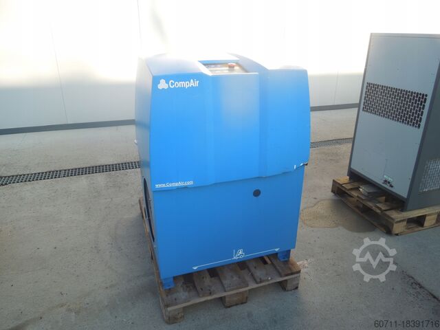 Screw compressor CompAir L15