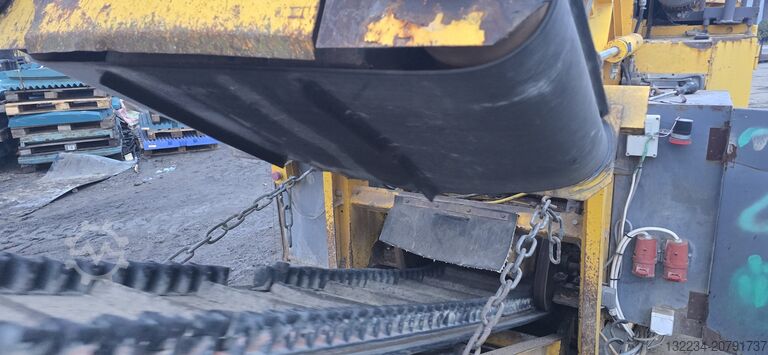 Mobiler Prallbrecher auf Kettenfahrwerk Rubblemaster RM60 impact crusher