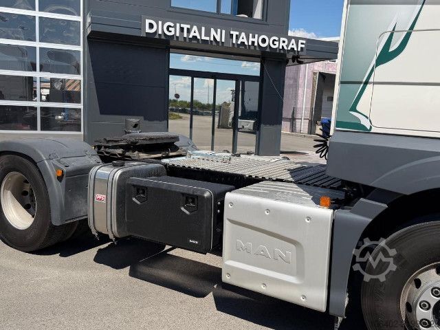 Panel van MAN TGS 18.480 4x2 BL SA mit Kipphydraulik