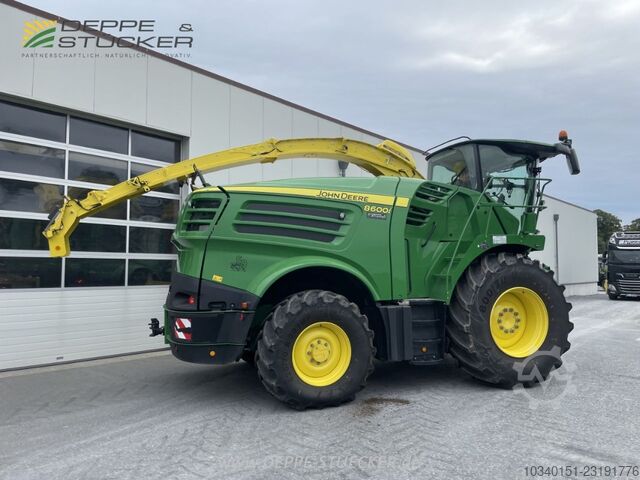 John Deere 8600 mit 460Plus Stalkbuster John Deere 8600 mit 460Plus Stalkbuster
