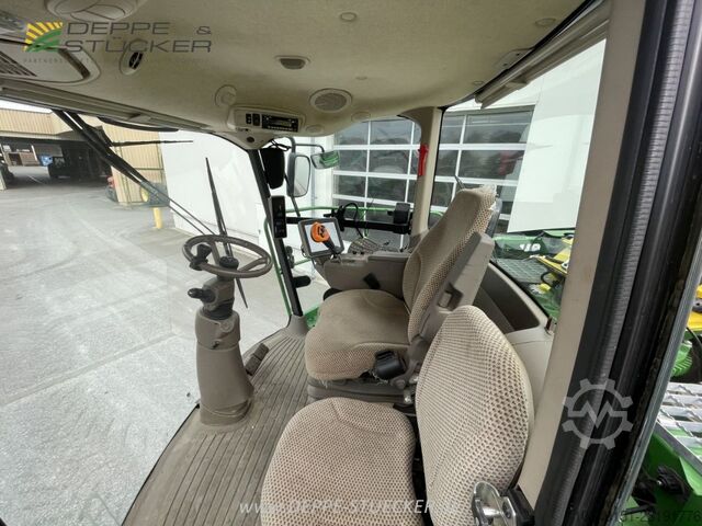 John Deere 8600 mit 460Plus Stalkbuster John Deere 8600 mit 460Plus Stalkbuster