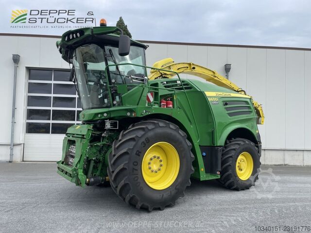 John Deere 8600 mit 460Plus Stalkbuster John Deere 8600 mit 460Plus Stalkbuster