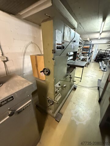 Vertikalsäge für Metall SENAS 3V