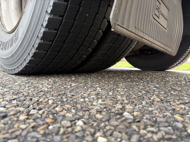 Mercedes Atego 1823L 4X2 Maschinentransporter / Auffahr-Lkw EURO2 240 Tkm 1999 TÜV bis 03/2026 MERCEDES-BENZ 1823L  4X2  Machine Transporter / Oprij Vrachtwagen Hydraulische Kleppen  EURO2 240dkm 1999 APK 3-2026