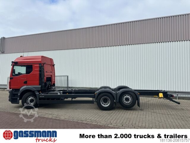 LKW-Fahrgestell MAN TGS 26.480 6x2-4 BL CH, Lenk-/Lift, OptiView, LED,