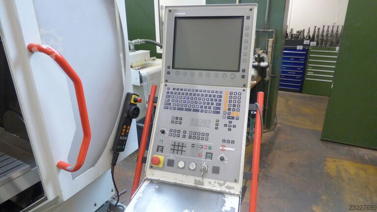 3-Achs-CNC-Bearbeitungszentrum HERMLE B 300 V