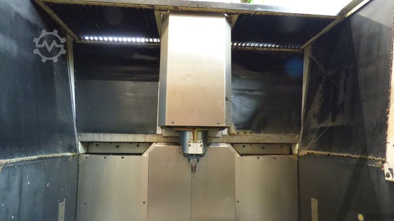 3-Achs-CNC-Bearbeitungszentrum HERMLE B 300 V
