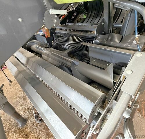 CLAAS Quadrant 5300 FC Tandem - FINE CUT CLAAS Quadrant 5300 FC Tandem - FINE CUT